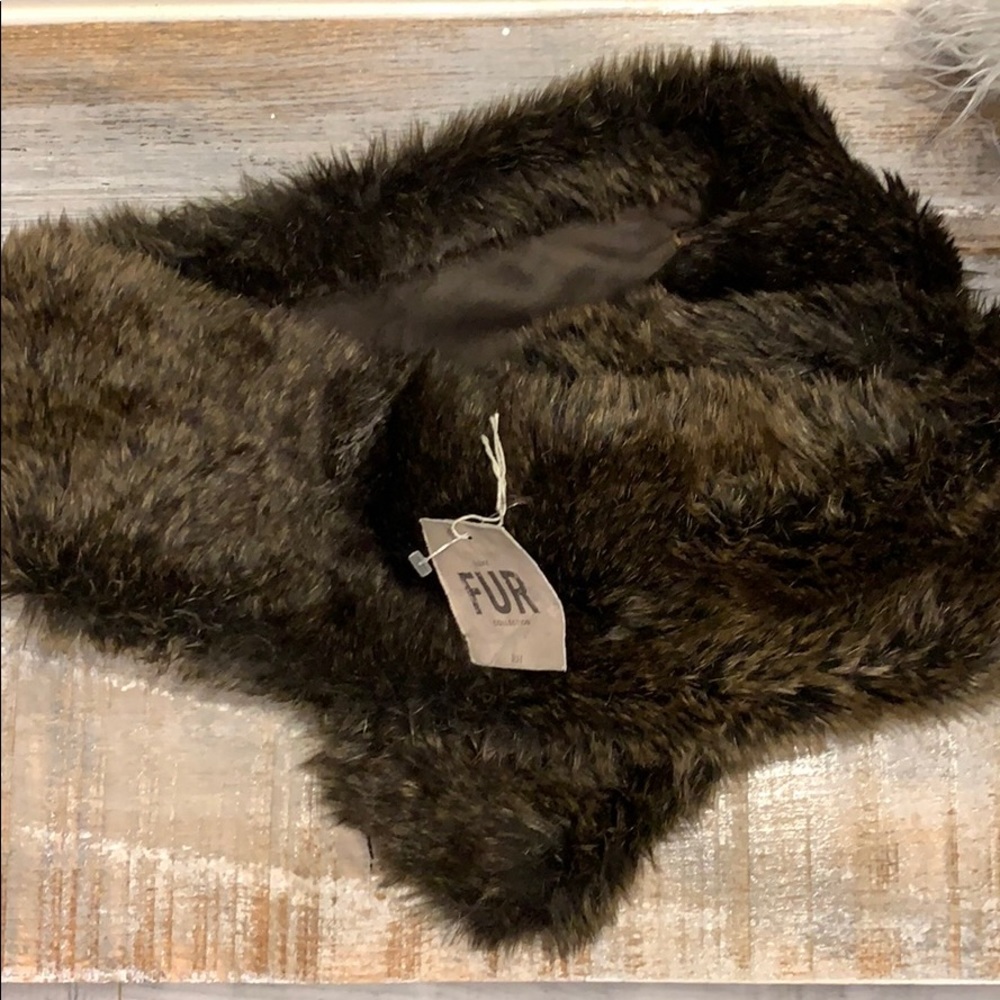 NWT RH Faux Sable Neck Wrap